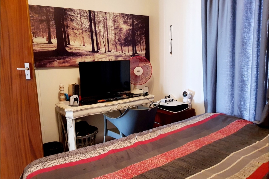 3 Bedroom Property for Sale in Mossel Bay Central Western Cape
